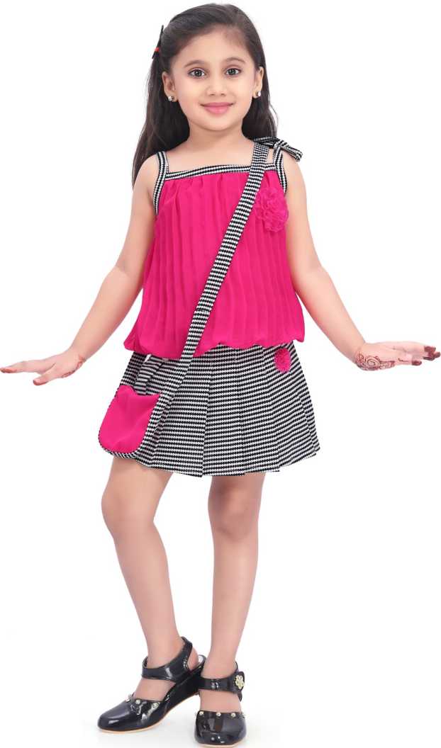Wish Karo Baby Girls Clothing Set Top with Skirt and Slingbag For Girls (csl266pnk)